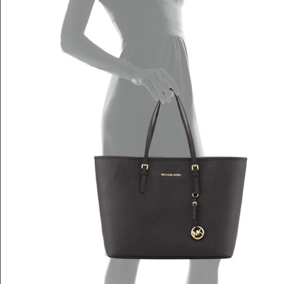 LIKE NEW Michael Kors Black Tote*like a Neverfull* - Picture 4 of 7